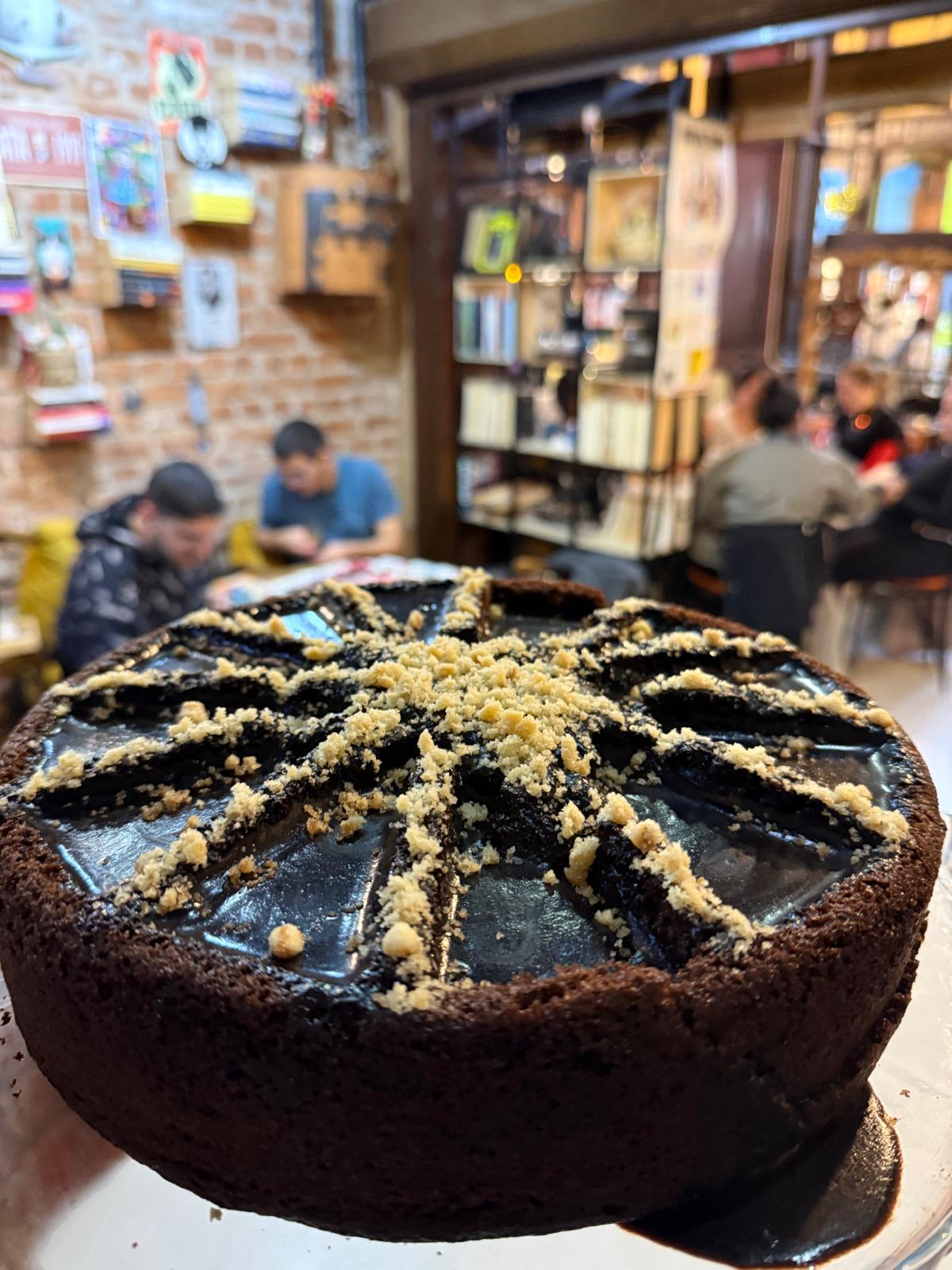 Zeyn Cake